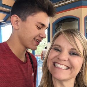 Meet your Posher, Shanno